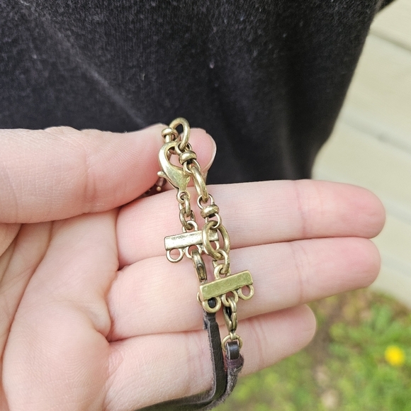 Lucky Brand brown leather cord necklace with metallic rhinestone pendant - Picture 4 of 5